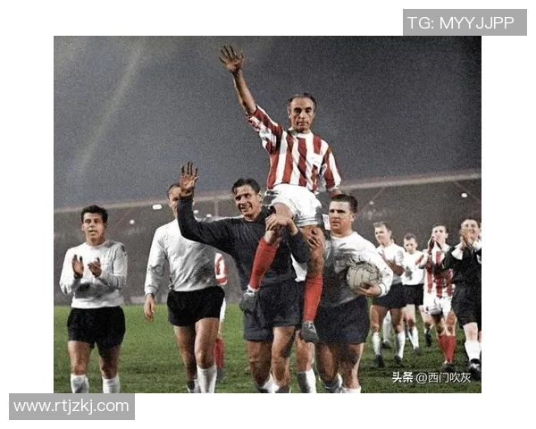 纵览当代足球世界球星成长背景与辉煌历程深度解读 纵览当代足球世界球星成长背景与辉煌历程深度解读